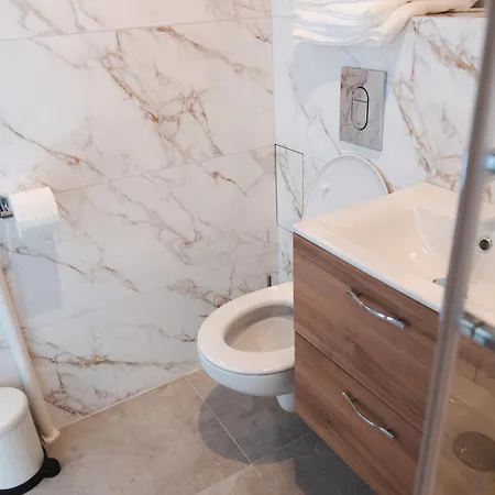 Modern Spot